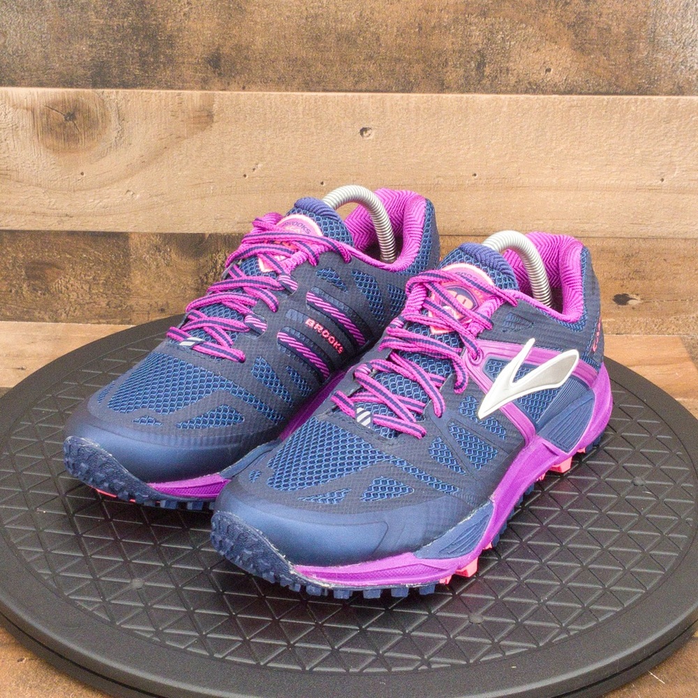 Brooks Cascadia 10 Women’s Size 9.5B